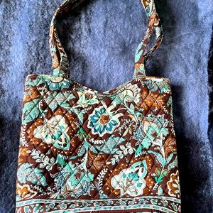 Vera Bradley “Java Blue” handbag. Excellent condition. Beautiful ❣️